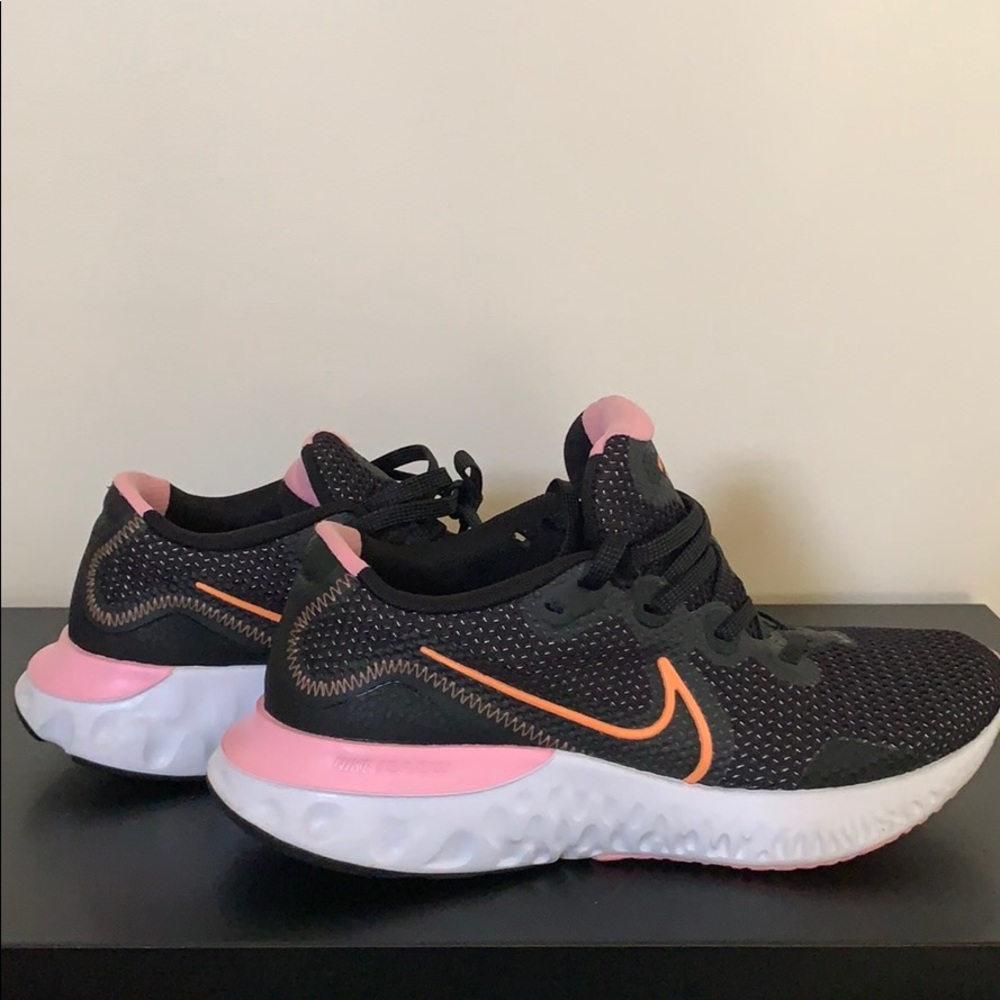 Nike Renew